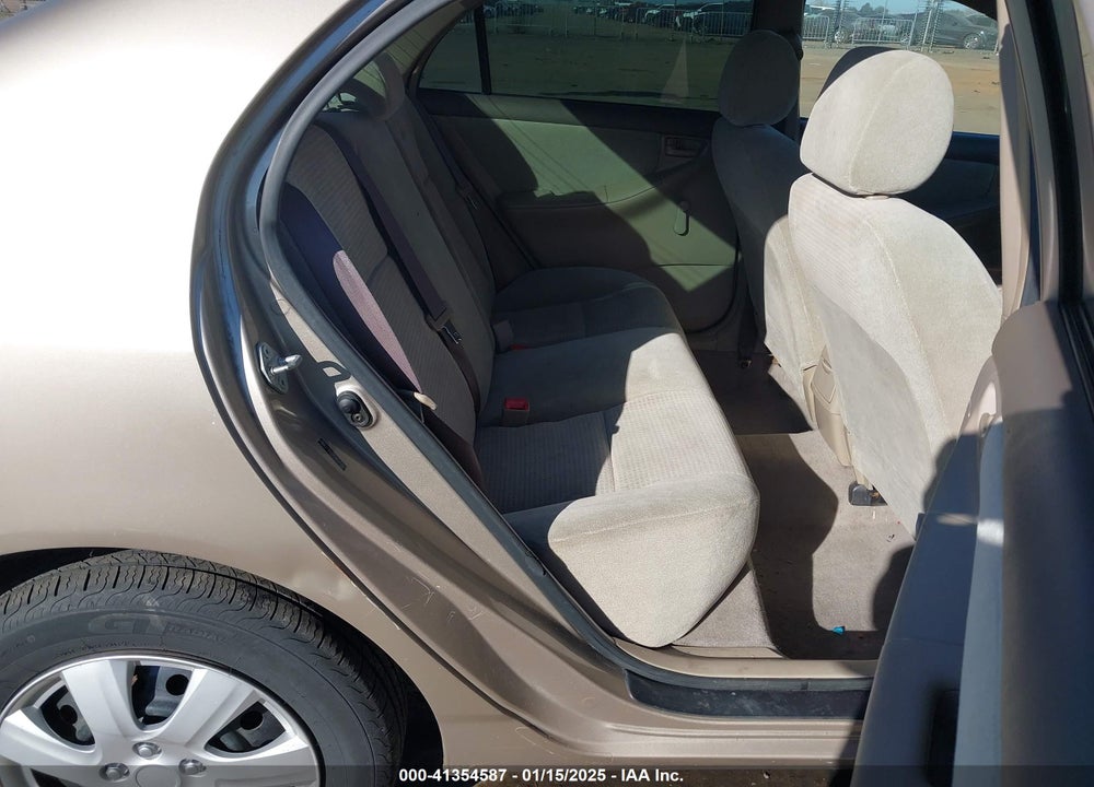 2005 TOYOTA COROLLA CE VIN: 2T1BR32E35C376827