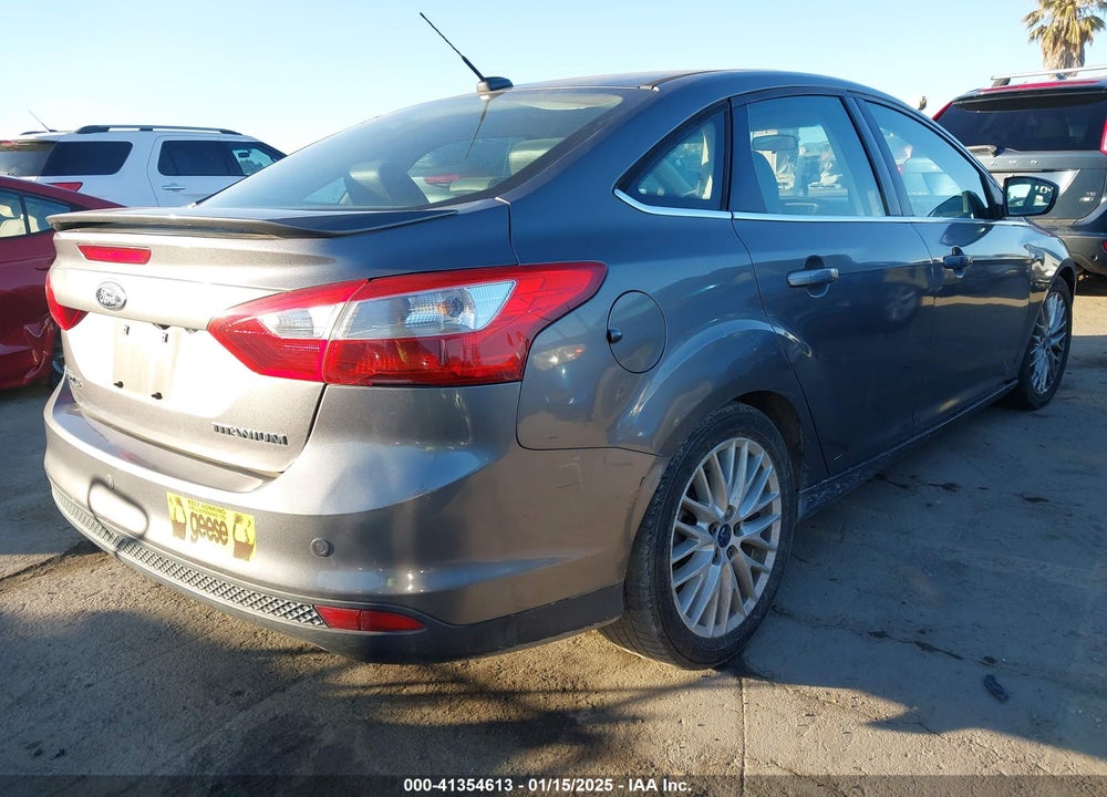 2014 FORD FOCUS VIN: 1FADP3J26EL247601