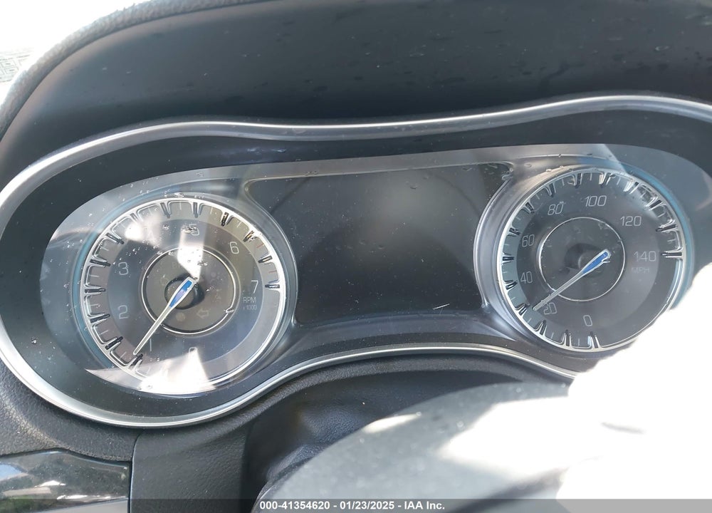 2016 CHRYSLER 300C VIN: 2C3CCAKG7GH212828
