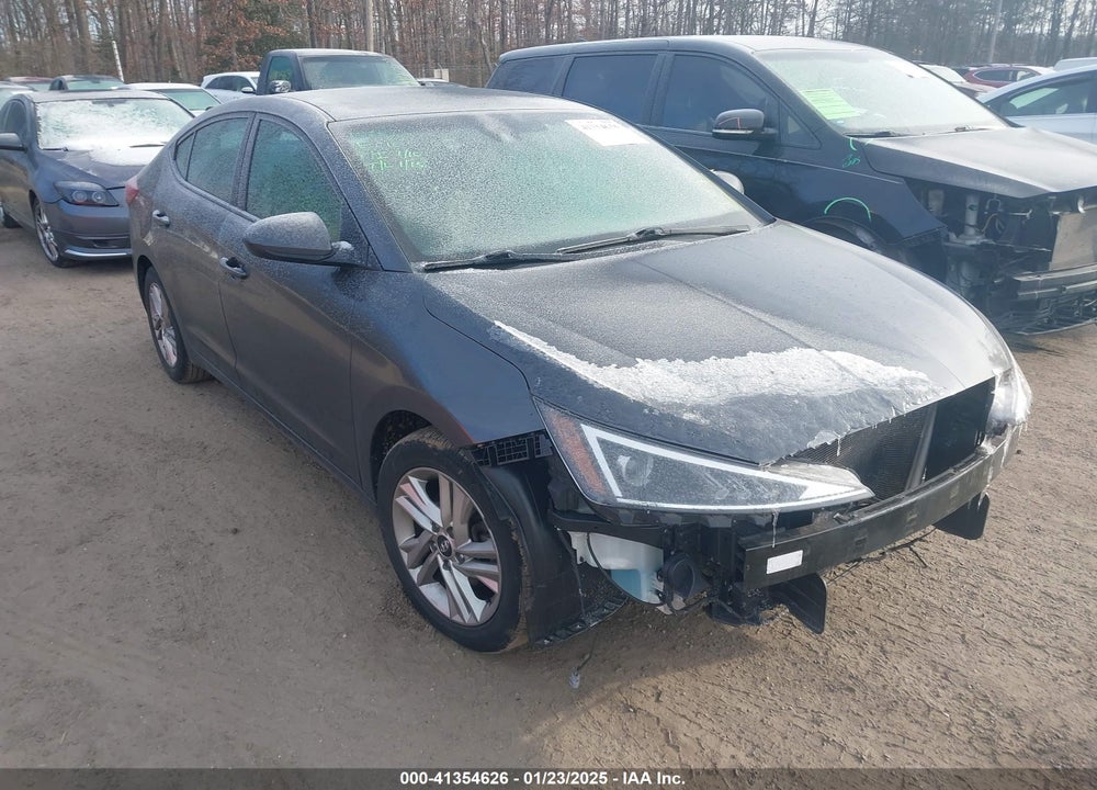 2020 HYUNDAI ELANTRA SEL VIN: 5NPD84LF1LH573563