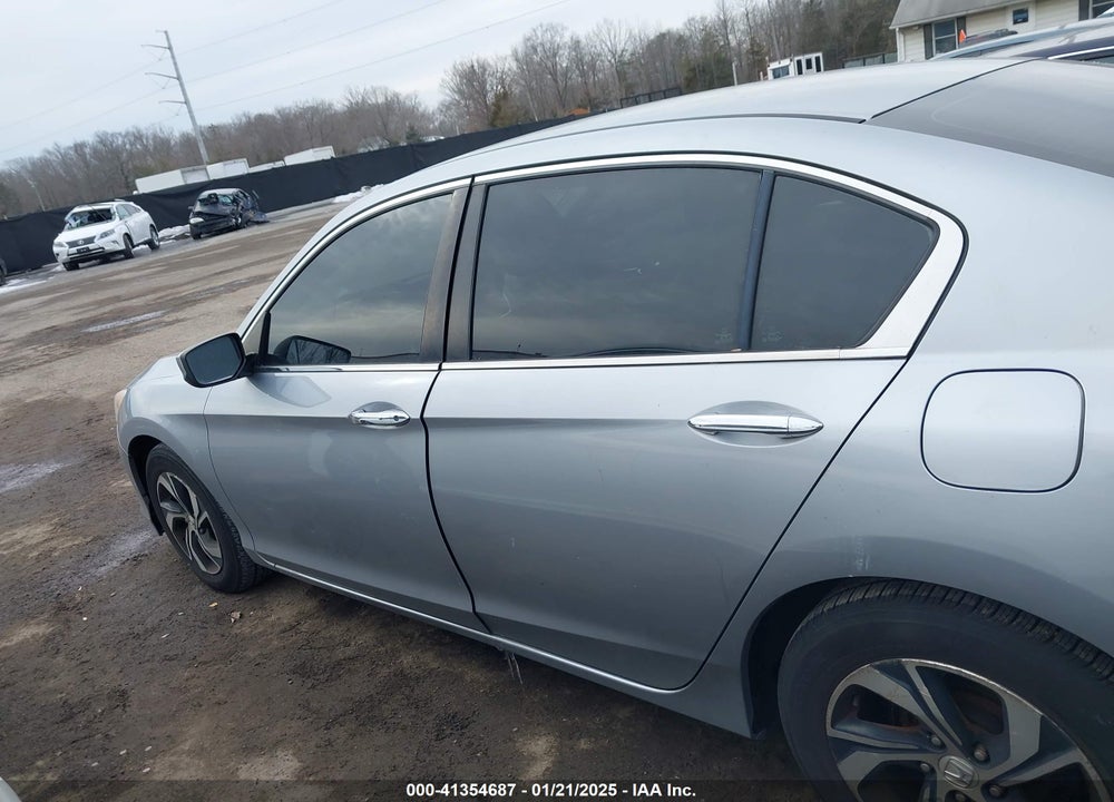 2016 HONDA ACCORD VIN: 1HGCR2F32GA050405