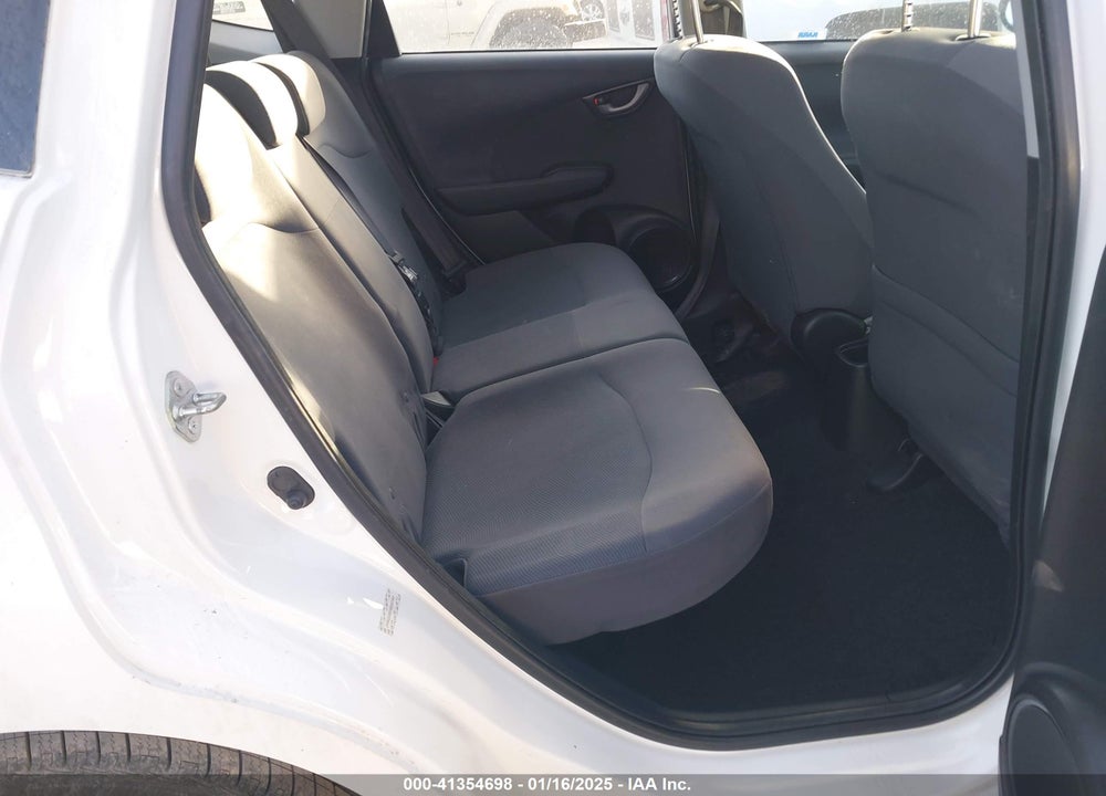 2009 HONDA FIT VIN: JHMGE88249S067463