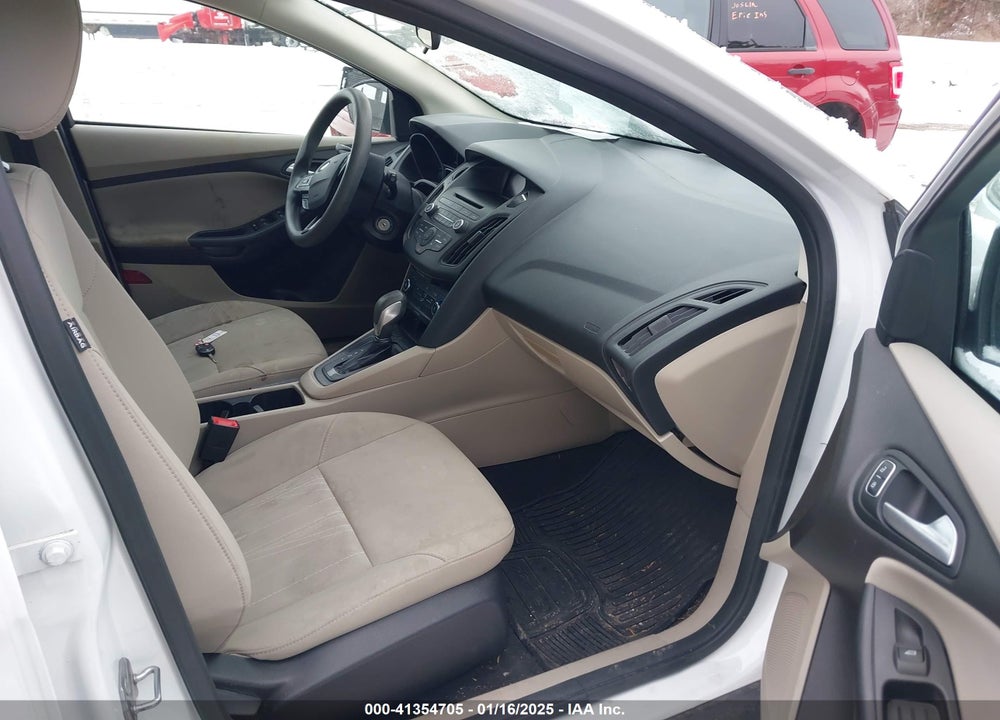 2017 FORD FOCUS VIN: 1FADP3K21HL259450