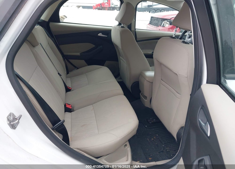 2017 FORD FOCUS VIN: 1FADP3K21HL259450