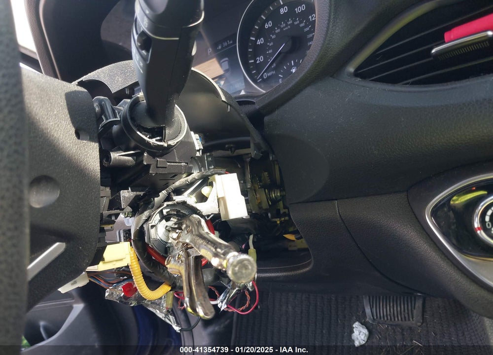 2019 HYUNDAI ELANTRA GT VIN: KMHH35LE9KU099388