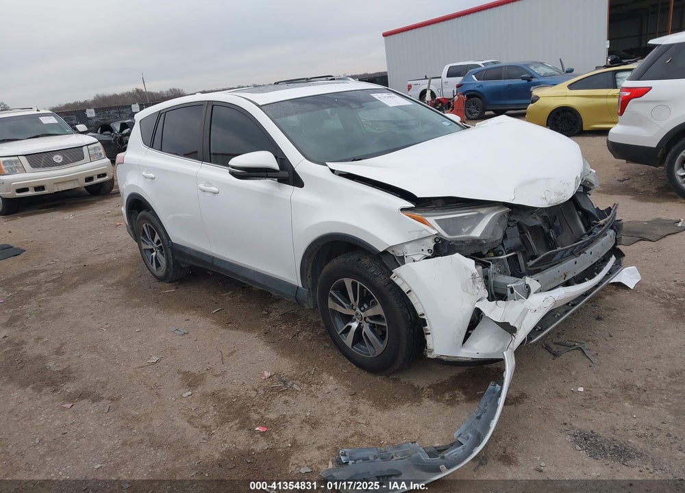 2018 TOYOTA RAV4 XLE VIN: 2T3WFREV9JW484751