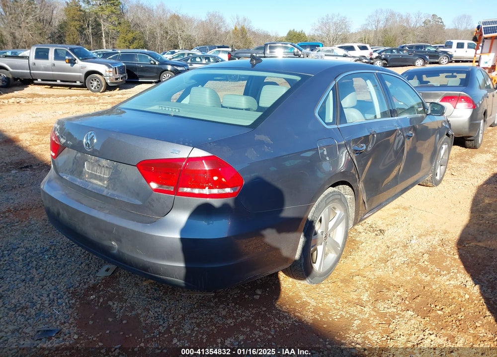 2012 VOLKSWAGEN PASSAT VIN: 1VWBP7A37CC013754
