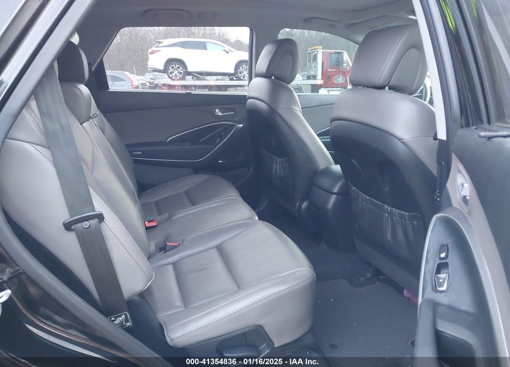 2014 HYUNDAI SANTA FE GLS VIN: KM8SRDHF1EU086431