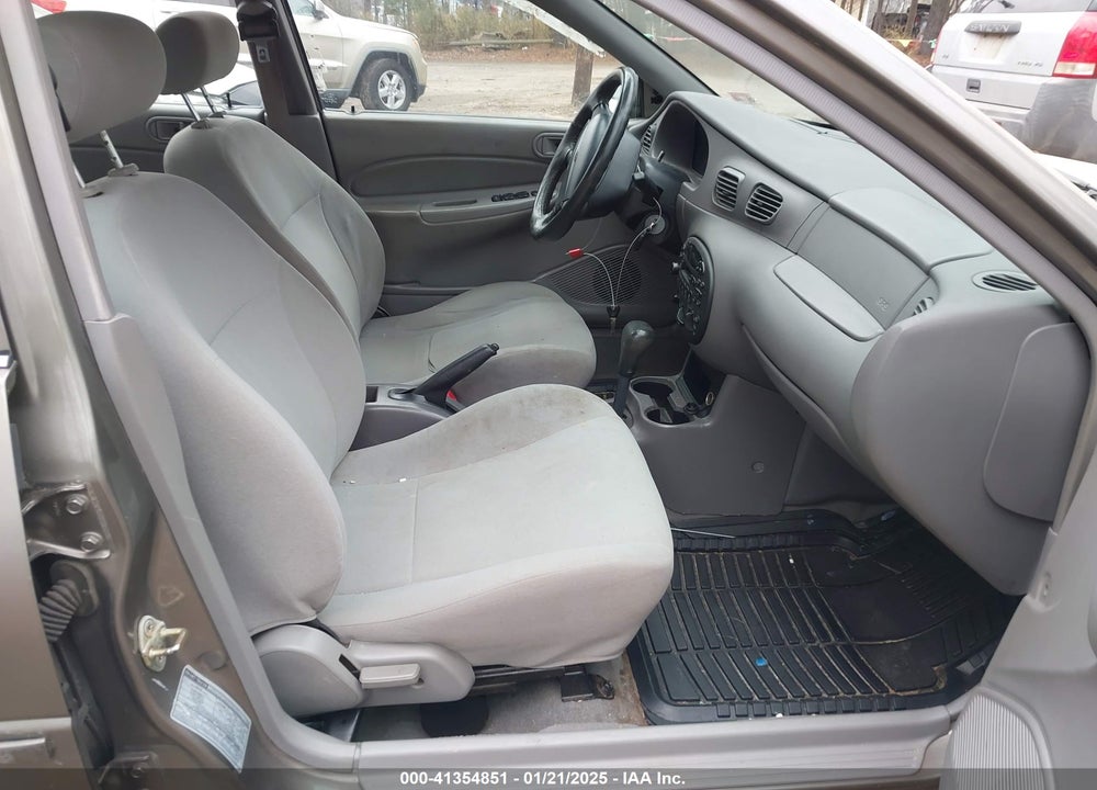2002 FORD ESCORT FLEET VIN: 3FAFP13P22R117205