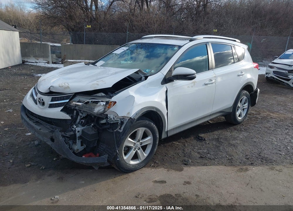 2013 TOYOTA RAV4 XLE VIN: 2T3RFREV2DW099551