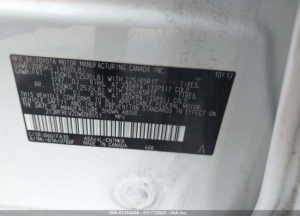2013 TOYOTA RAV4 XLE VIN: 2T3RFREV2DW099551