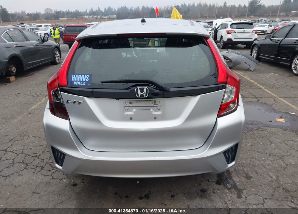 2016 HONDA FIT VIN: JHMGK5H51GS011303