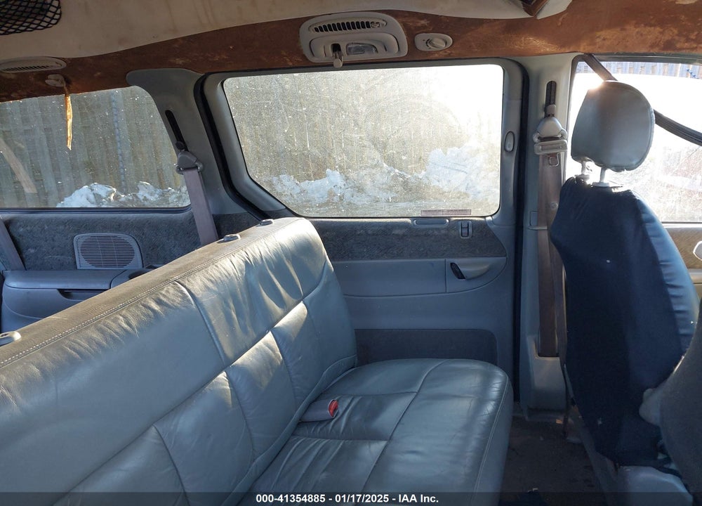 2000 DODGE GRAND CARAVAN SE VIN: 1B4GP44G8YB571029