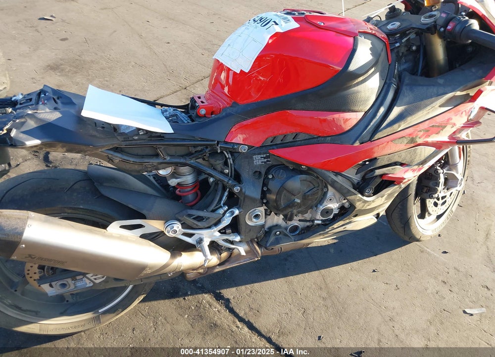 2024 BMW S 1000 RR VIN: WB10E630XR6J18841
