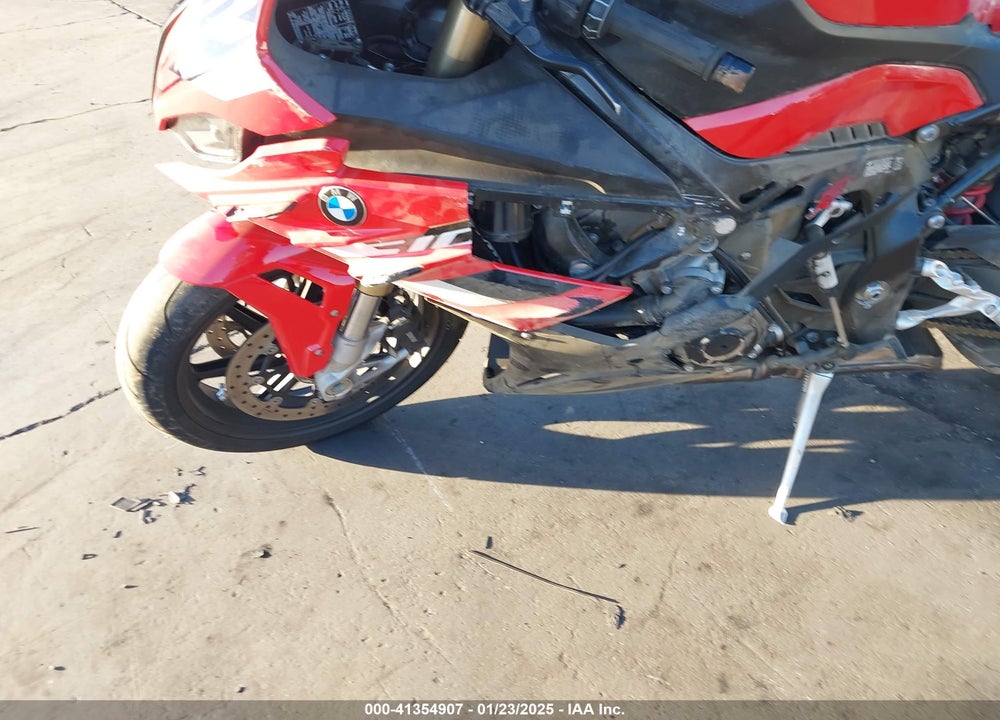 2024 BMW S 1000 RR VIN: WB10E630XR6J18841