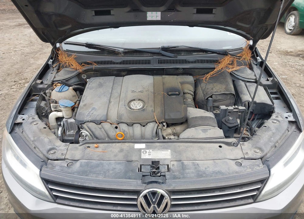 2011 VOLKSWAGEN JETTA 2.5L SEL VIN: 3VWLX7AJ2BM358075