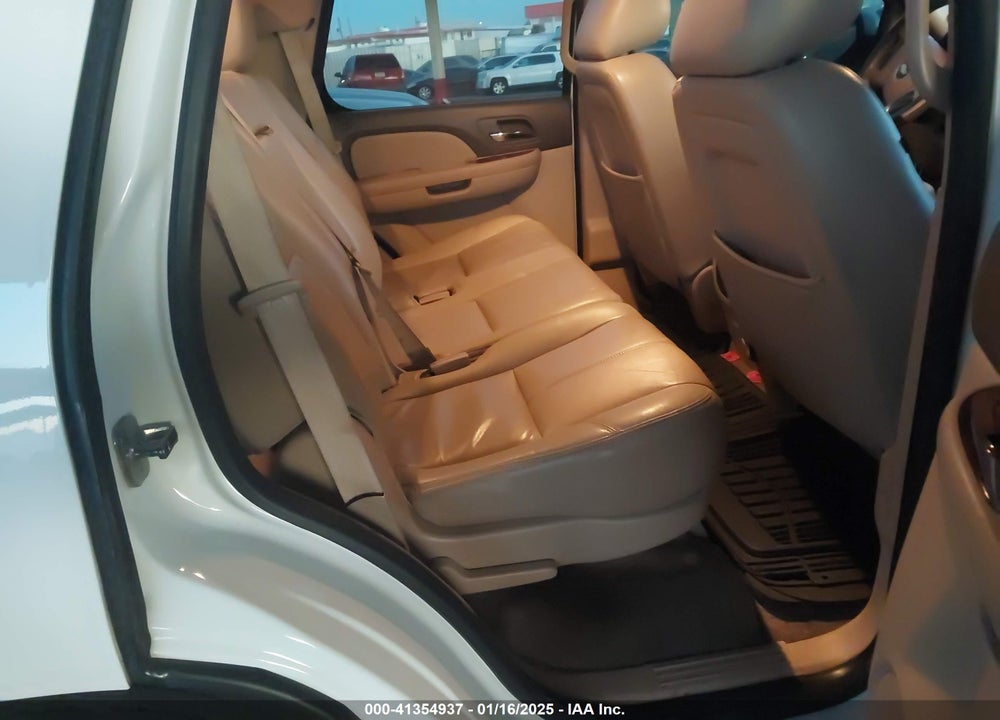 2013 CHEVROLET TAHOE LT VIN: 1GNSCBE04DR305434