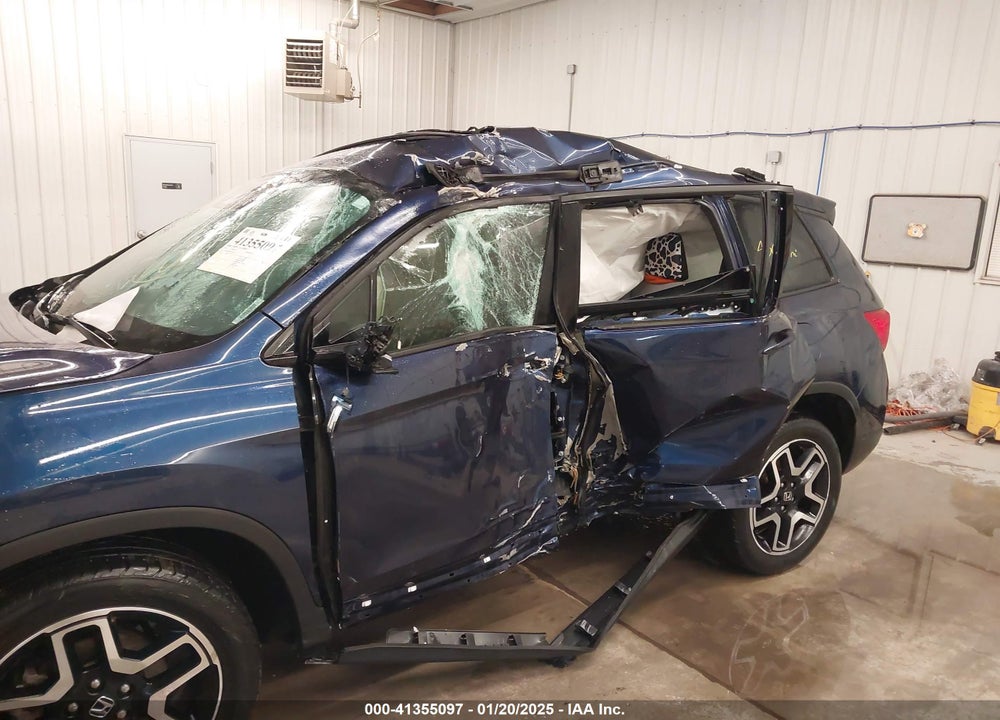 2022 HONDA PASSPORT AWD ELITE VIN: 5FNYF8H05NB013145