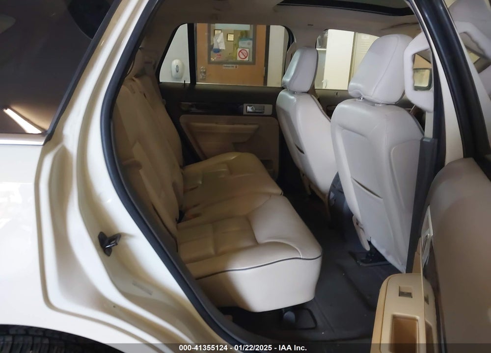 2008 LINCOLN MKX VIN: 2LMDU88C48BJ07467