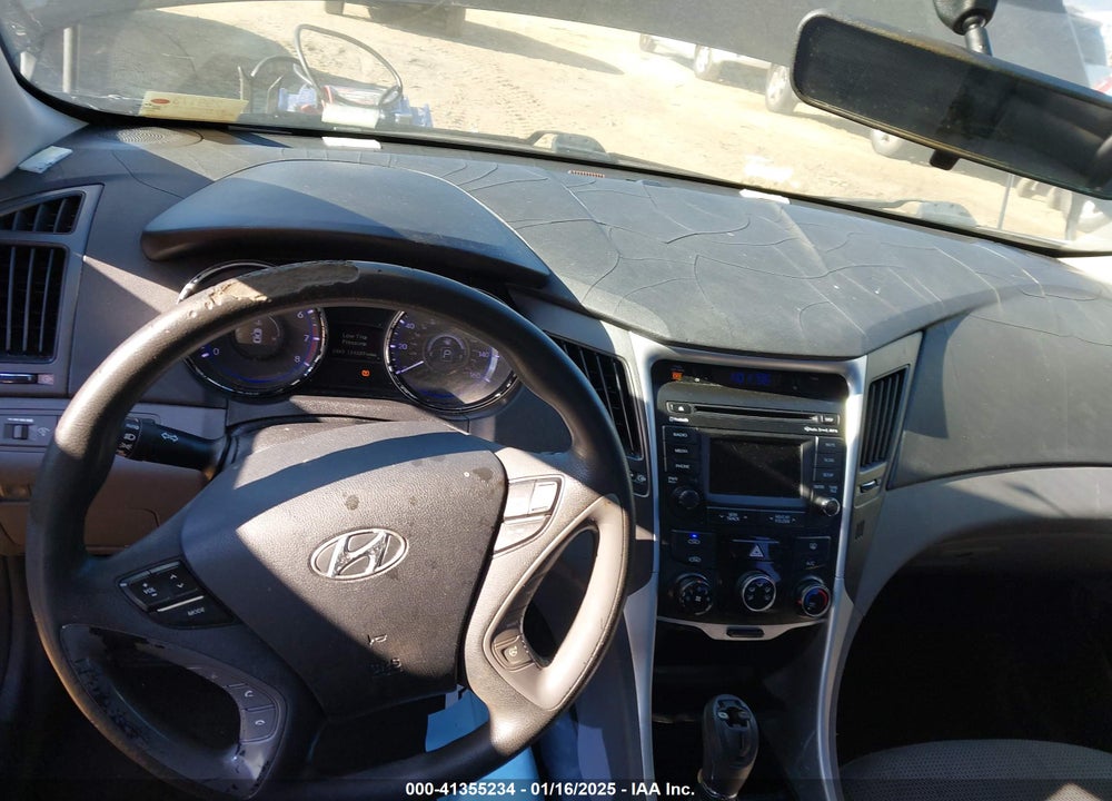 2014 HYUNDAI SONATA VIN: 5NPEB4AC4EH852183