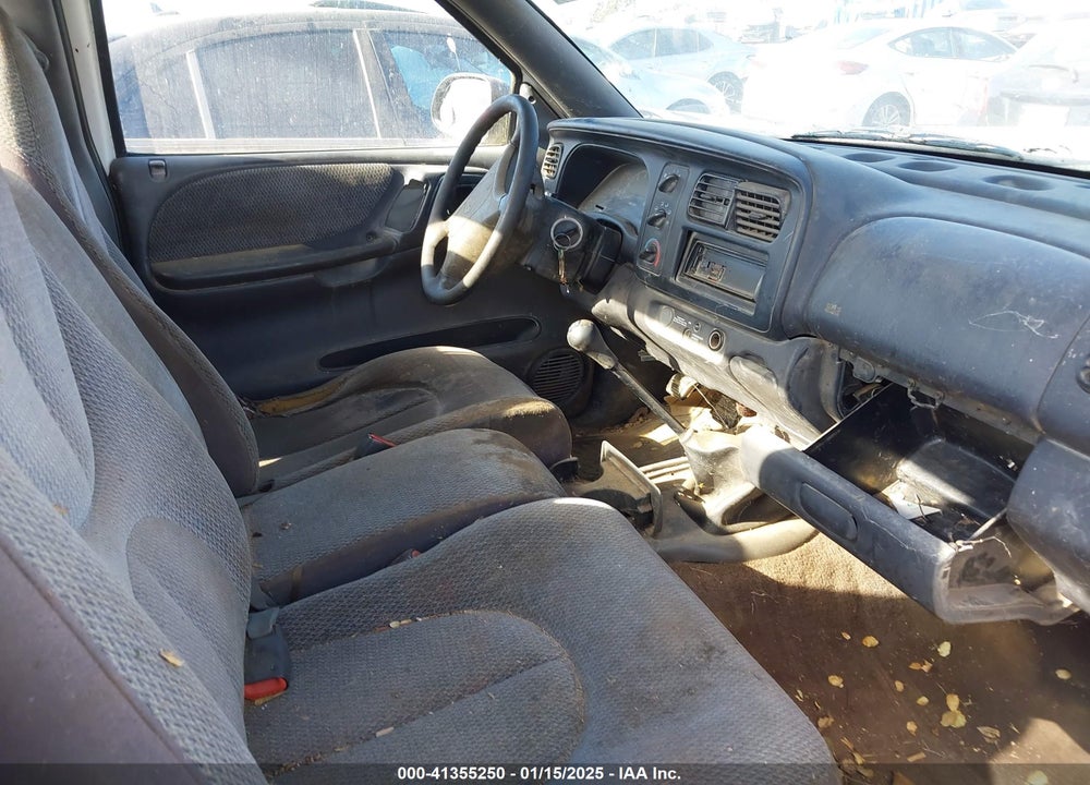 1999 DODGE DAKOTA SLT/SPORT VIN: 1B7FL26X1XS190195