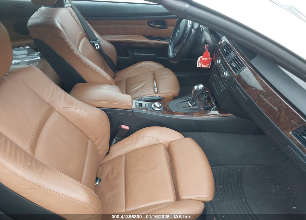 2008 BMW 328 VIN: WBAWR33538P153903
