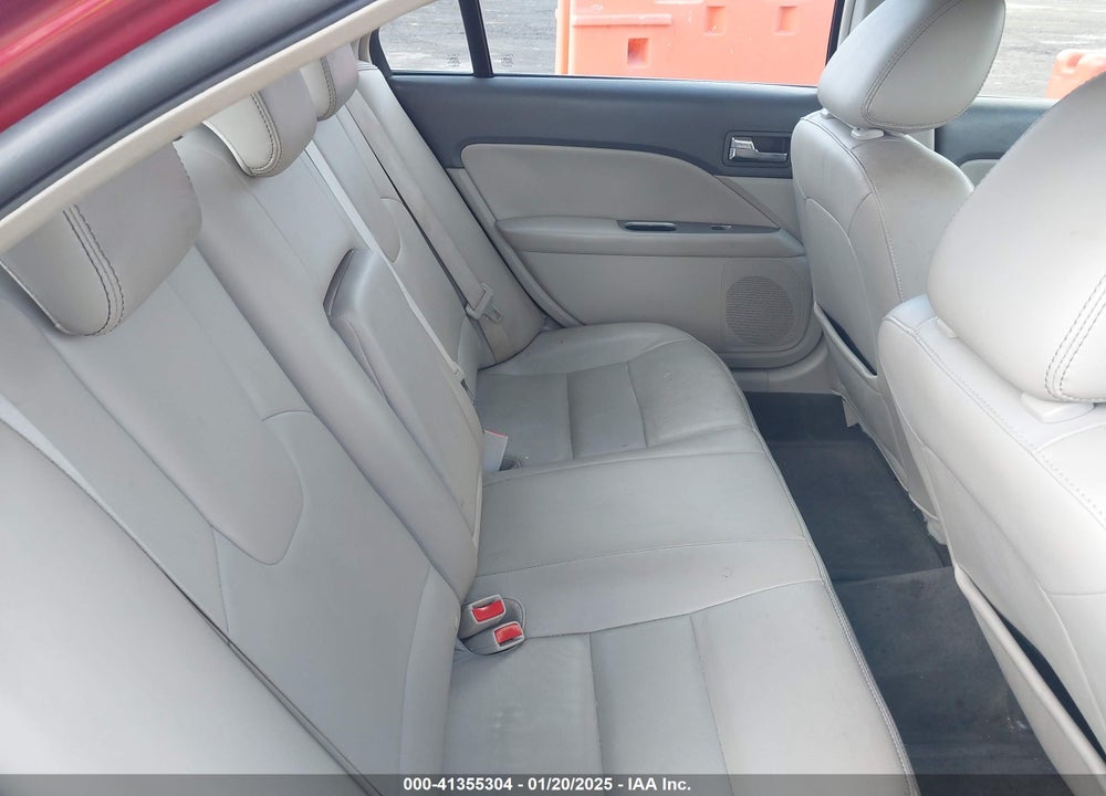2010 FORD FUSION VIN: 3FAHP0JG3AR313822