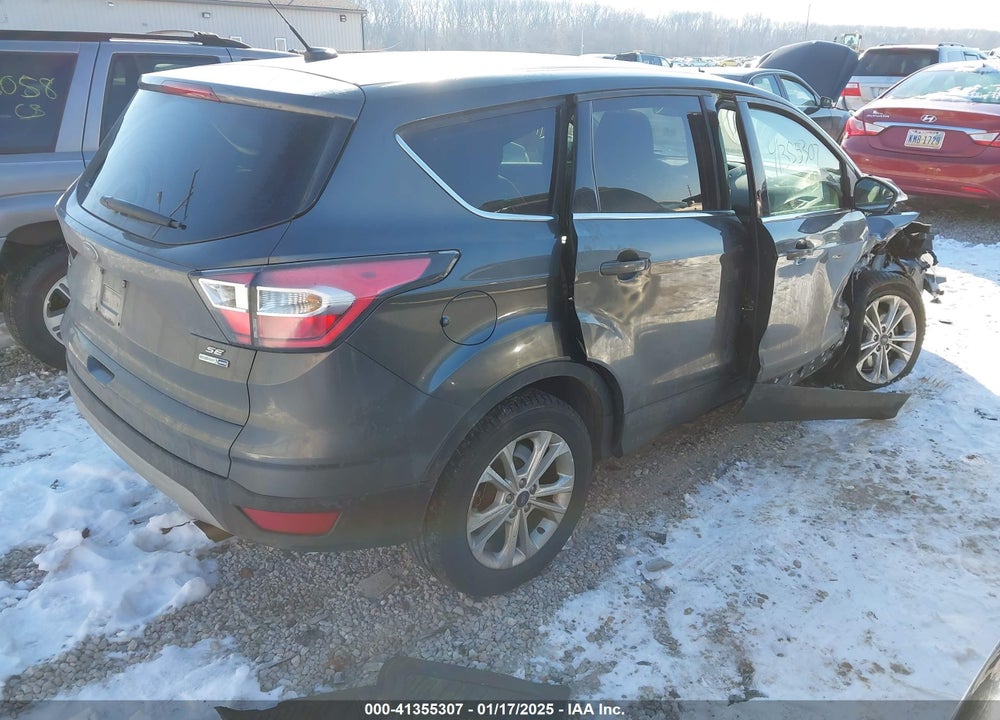2017 FORD ESCAPE SE VIN: 1FMCU9GD4HUB50479