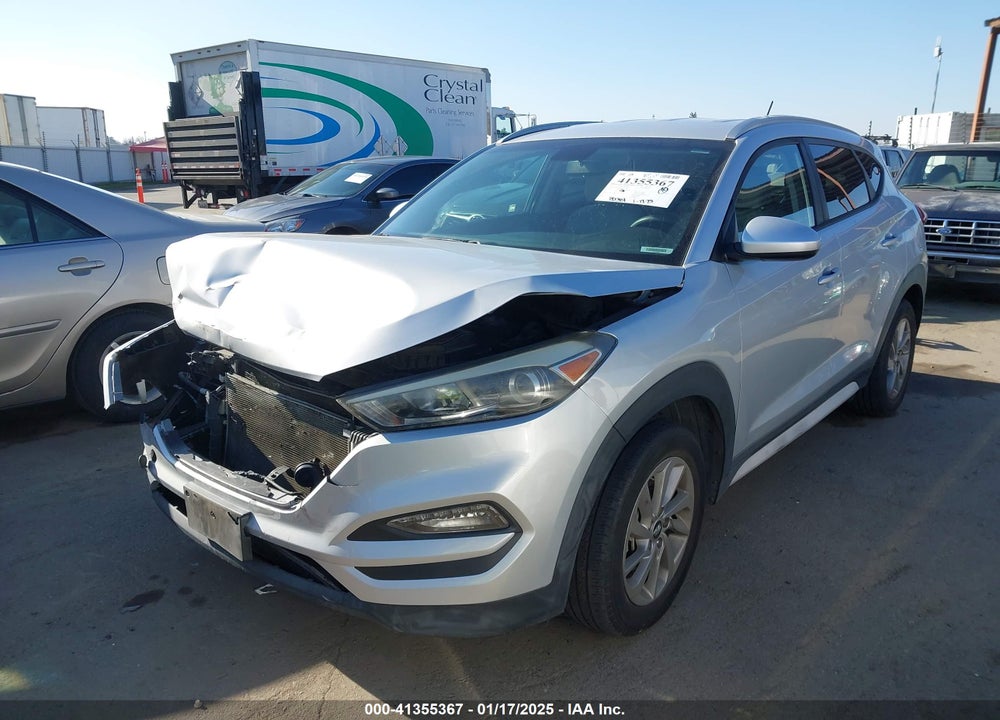 2017 HYUNDAI TUCSON SE VIN: KM8J33A40HU441786