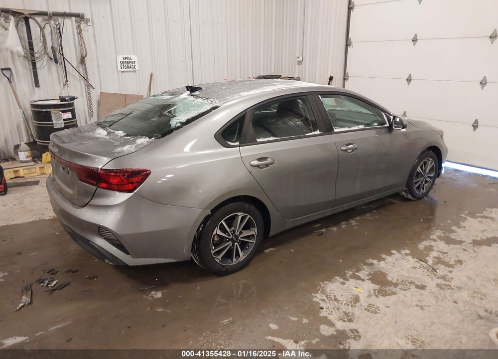 2022 KIA FORTE VIN: 3KPF24AD5NE491211