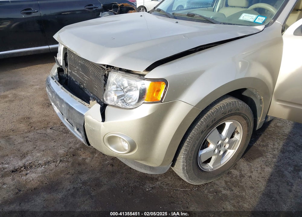 2010 FORD ESCAPE LIMITED VIN: 1FMCU9EG2AKC96328