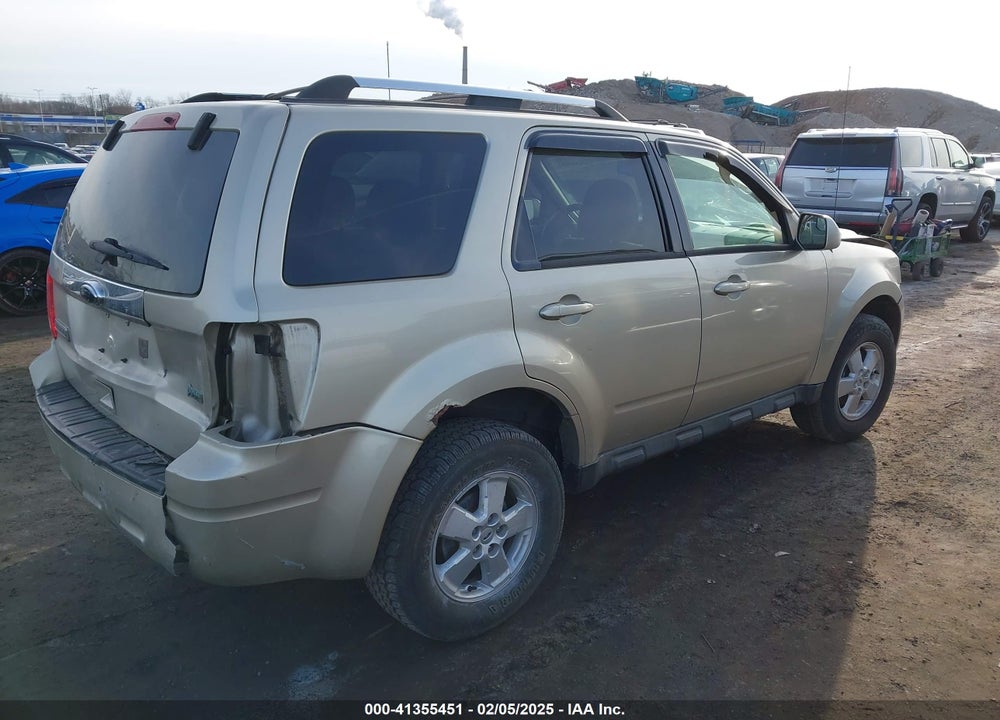 2010 FORD ESCAPE LIMITED VIN: 1FMCU9EG2AKC96328