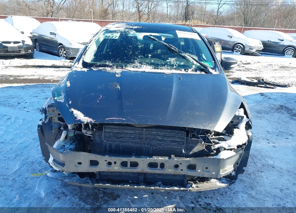 2016 FORD FOCUS VIN: 1FADP3K25GL406464