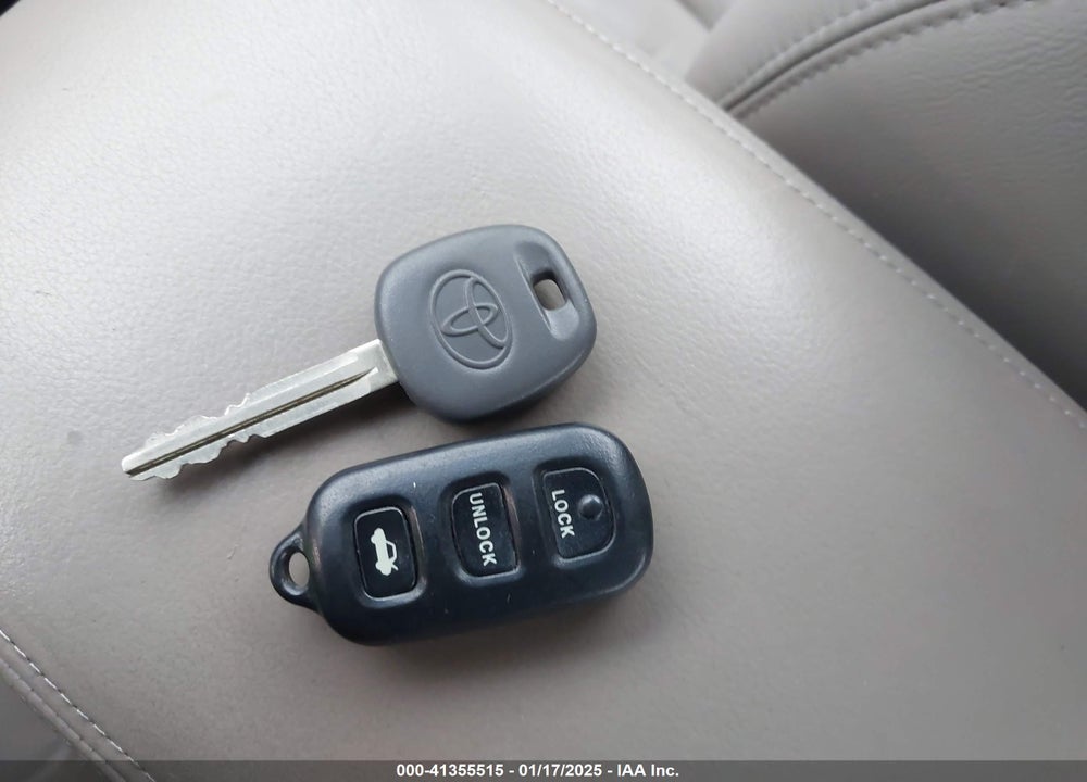2003 TOYOTA CAMRY XLE V6 VIN: 4T1BF30K43U060415