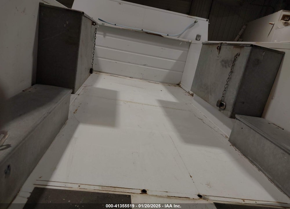 2016 FORD F-550 CHASSIS XL VIN: 1FDUF5GY5GEB88922