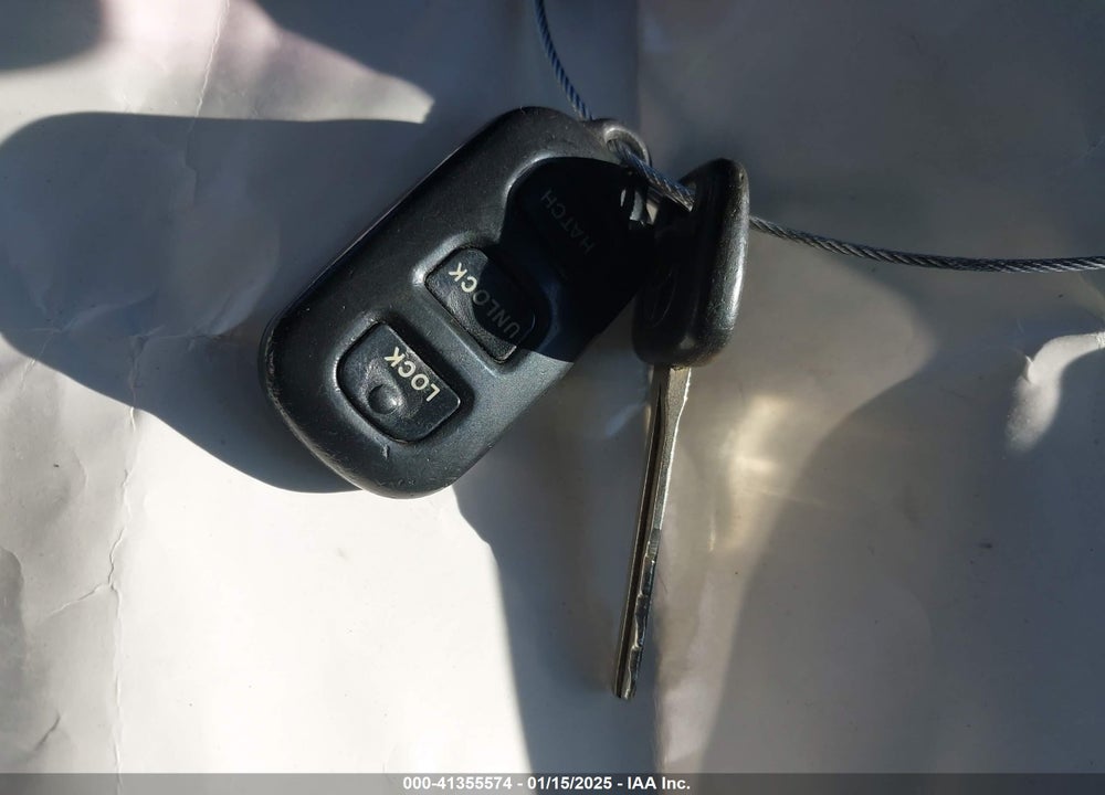 2004 TOYOTA MATRIX STANDARD VIN: 2T1KR32E64C301621