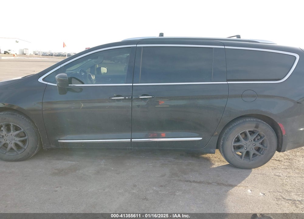 2020 CHRYSLER PACIFICA VIN: 2C4RC1BGXLR124947