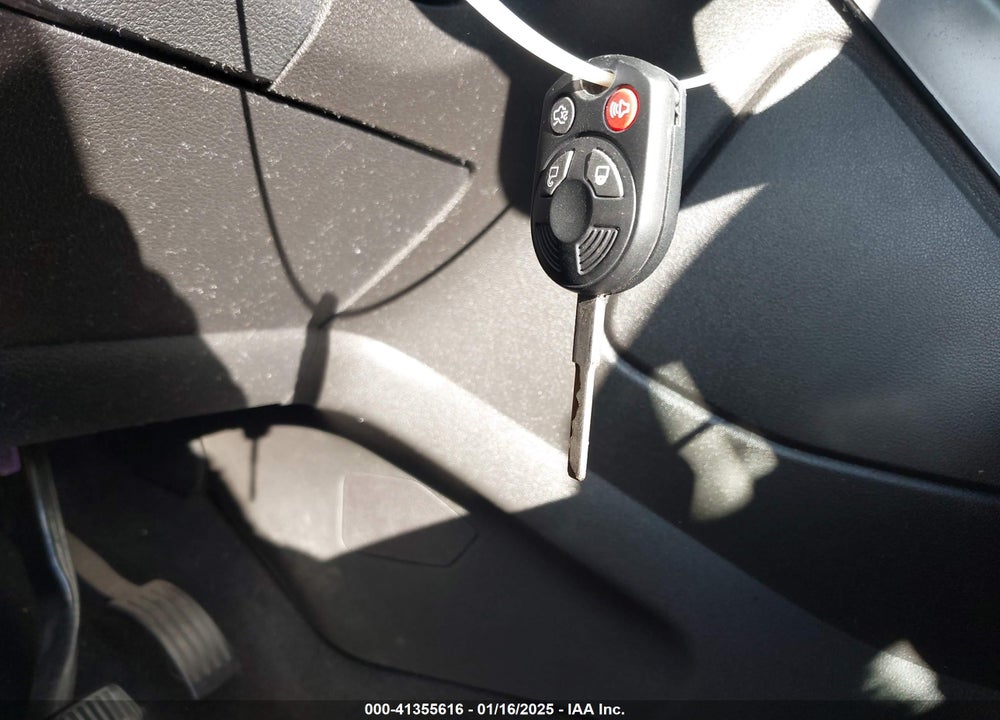 2016 FORD ESCAPE S VIN: 1FMCU0F76GUC43896
