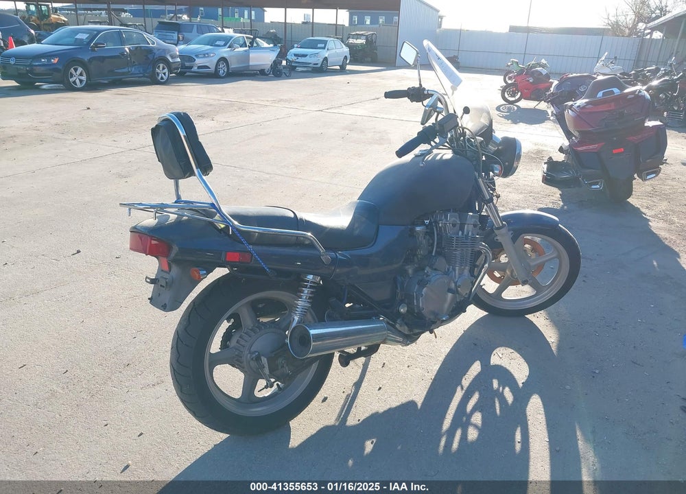 1992 HONDA CB750 VIN: JH2RC3805NM102793