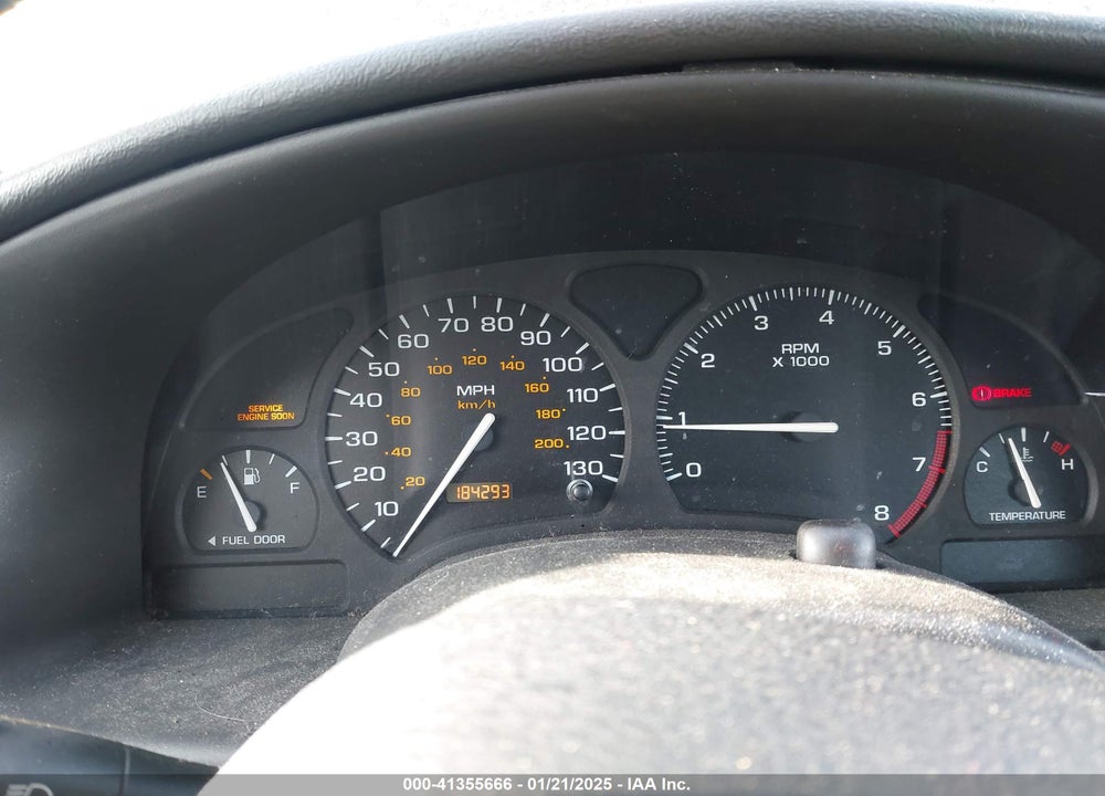 2001 SATURN SL2 VIN: 1G8ZK527X1Z229057