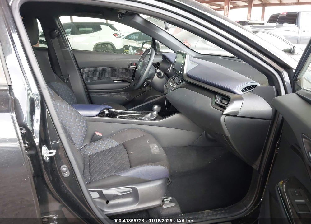 2020 TOYOTA C-HR XLE VIN: JTNKHMBX4L1078973