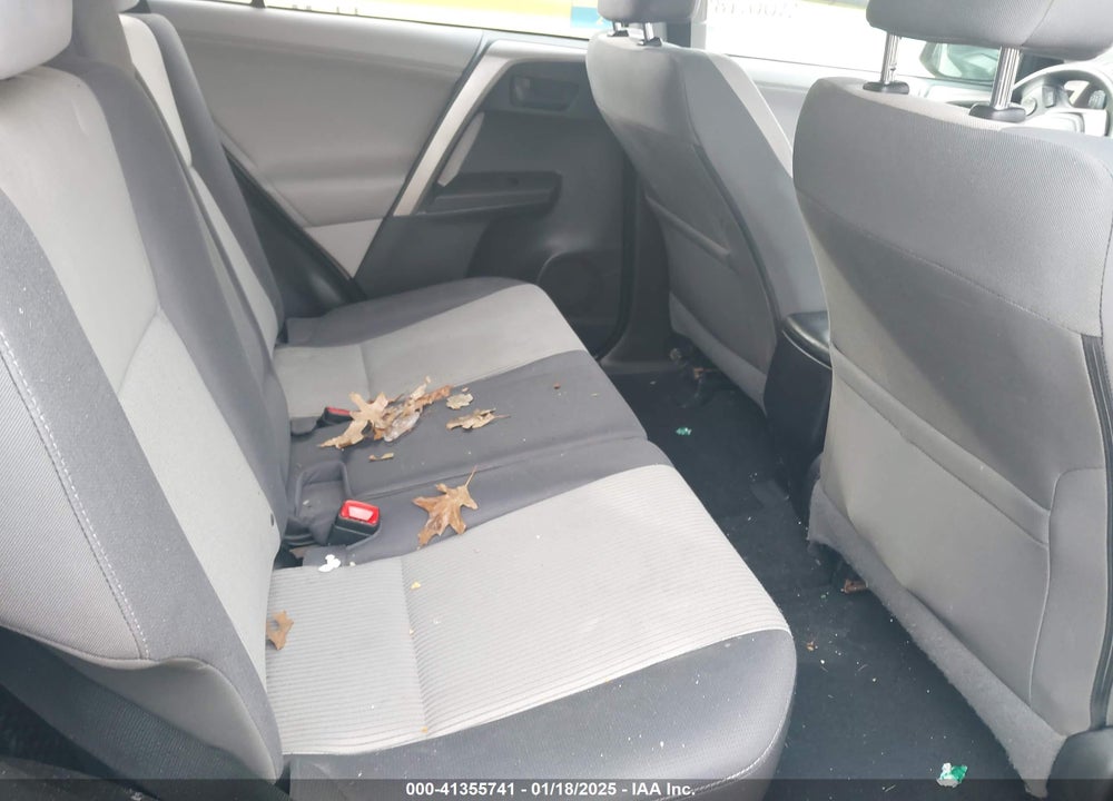2013 TOYOTA RAV4 XLE VIN: 2T3RFREV8DW042836