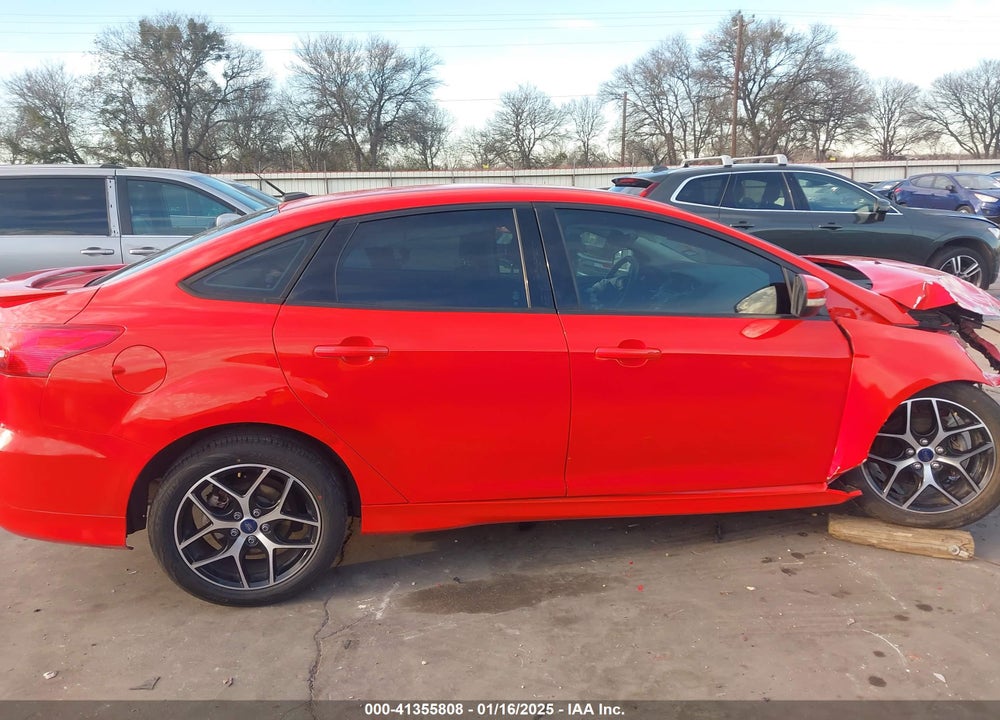 2016 FORD FOCUS VIN: 1FADP3F25GL241929
