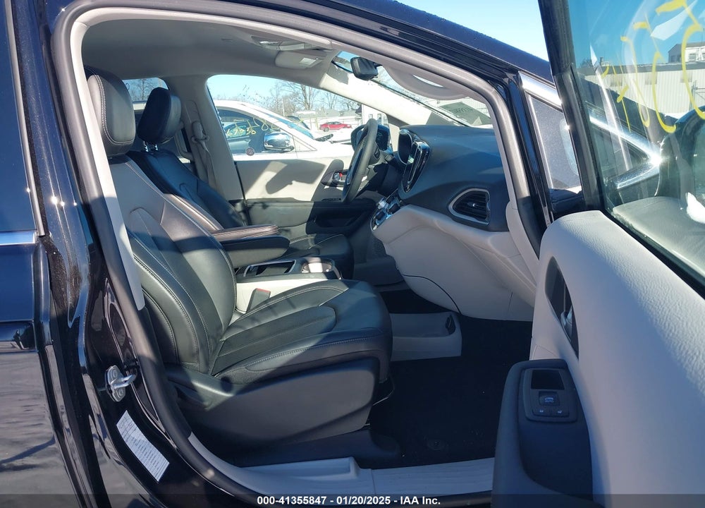2024 CHRYSLER PACIFICA VIN: 2C4RC1BG1RR145212