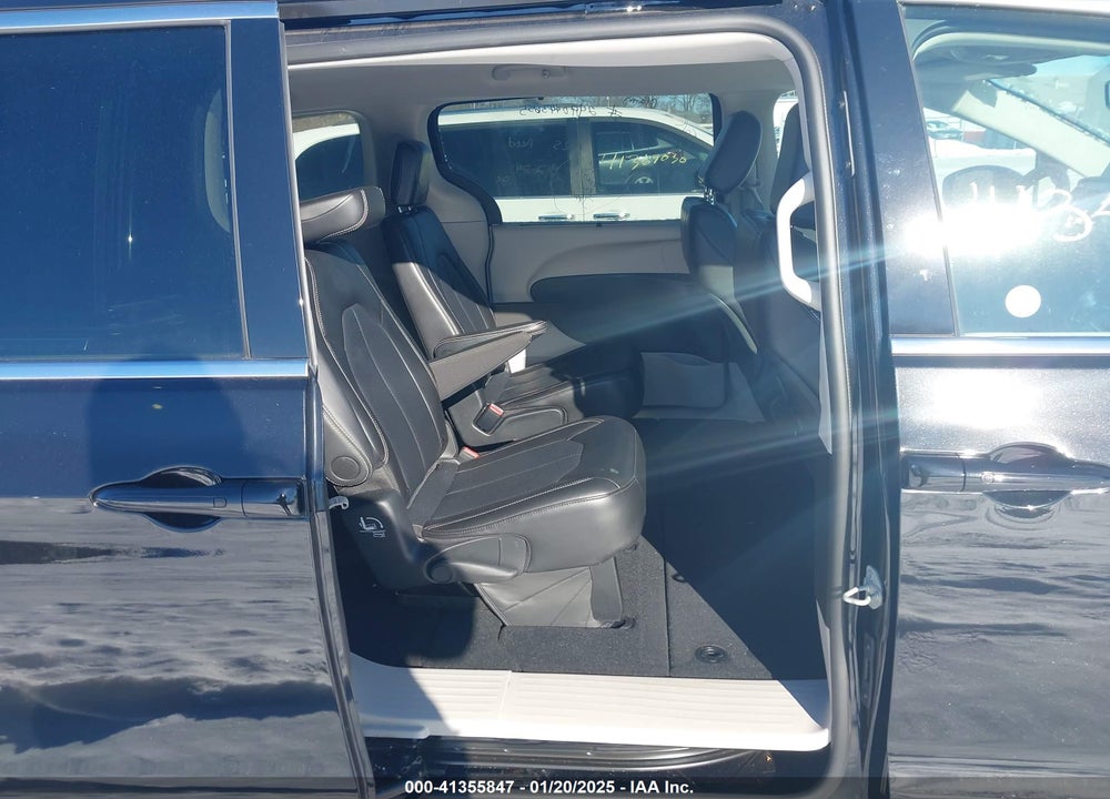 2024 CHRYSLER PACIFICA VIN: 2C4RC1BG1RR145212