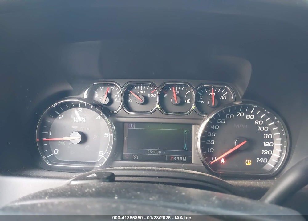 2015 CHEVROLET SUBURBAN 1500 LS VIN: 1GNSKHKC4FR288030