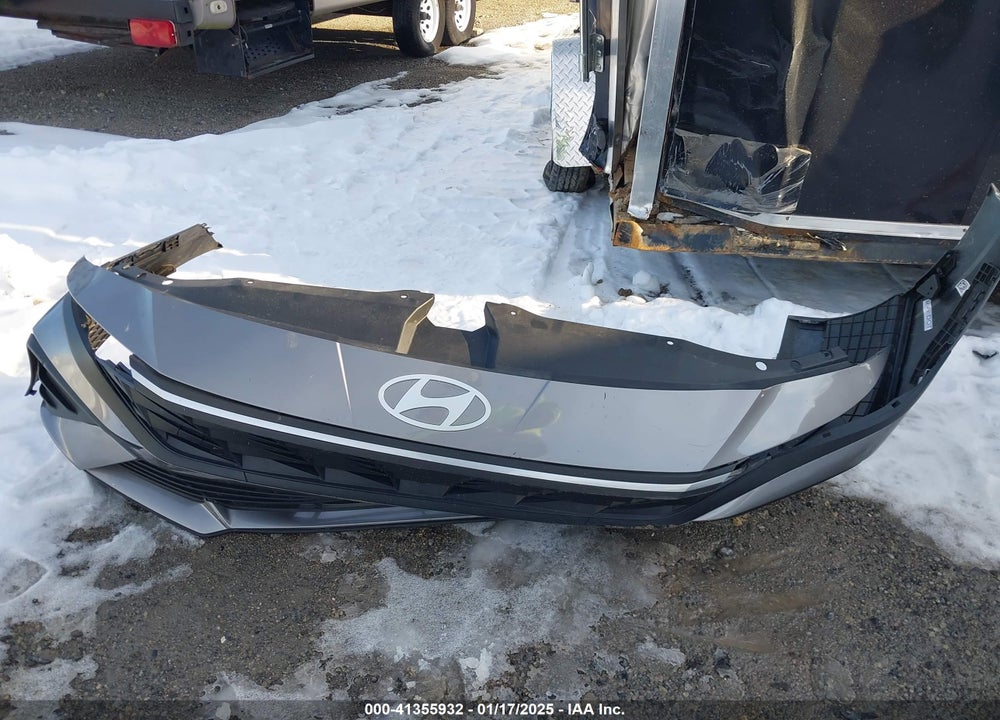 2024 HYUNDAI ELANTRA VIN: KMHLM4DG8RU661485