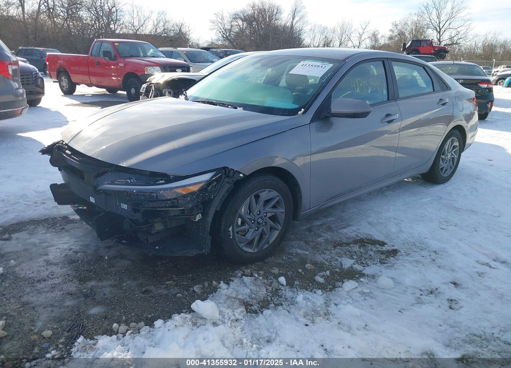 2024 HYUNDAI ELANTRA VIN: KMHLM4DG8RU661485