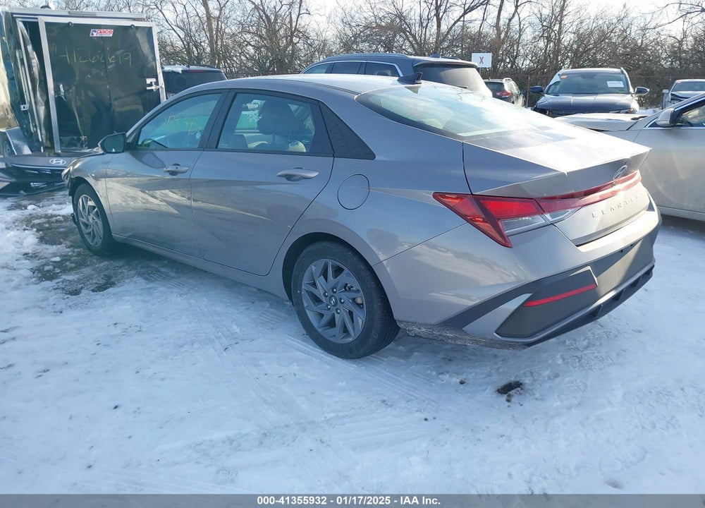 2024 HYUNDAI ELANTRA VIN: KMHLM4DG8RU661485