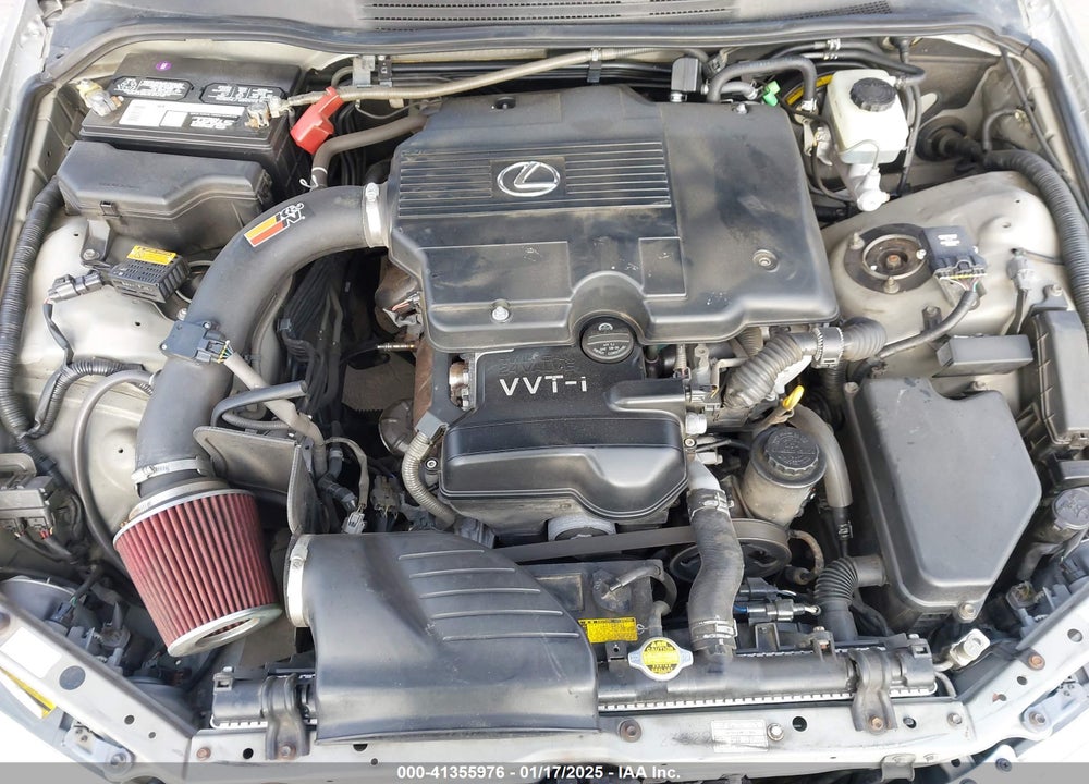 2001 LEXUS IS 300 VIN: JTHBD182610018639